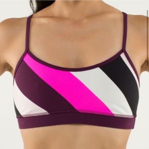 LULULEMON Y Power block striped sports bra